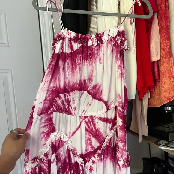 S/W/F magenta white tie dye rayon sleeveless tie waist tiered mini dress - Picture 4 of 6